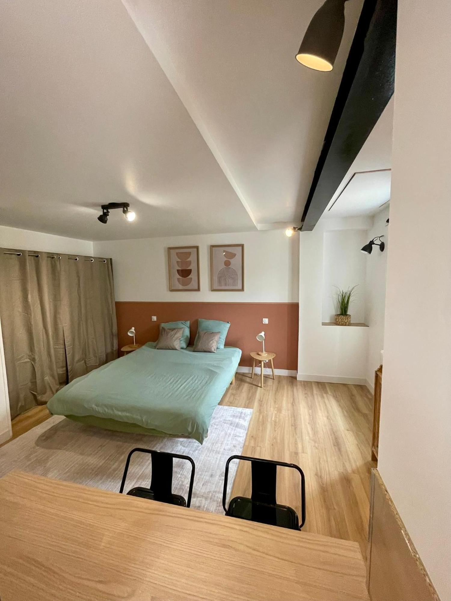 Appartement A La Campagne LʼIsle-sur-la-Sorgue Extérieur photo